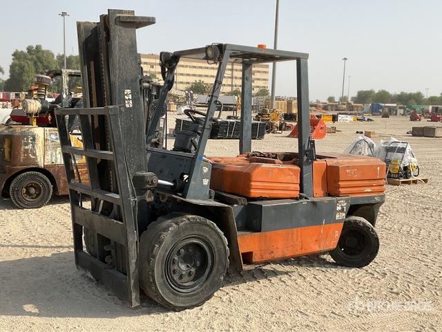 1995 Toyota 5FDA50 5 ton (Inoperable) Forklift - Дизельный погрузчик: фото 1 1995 Toyota 5FDA50 5 ton (Inoperable) Forklift - Дизельный погрузчик: фото 1