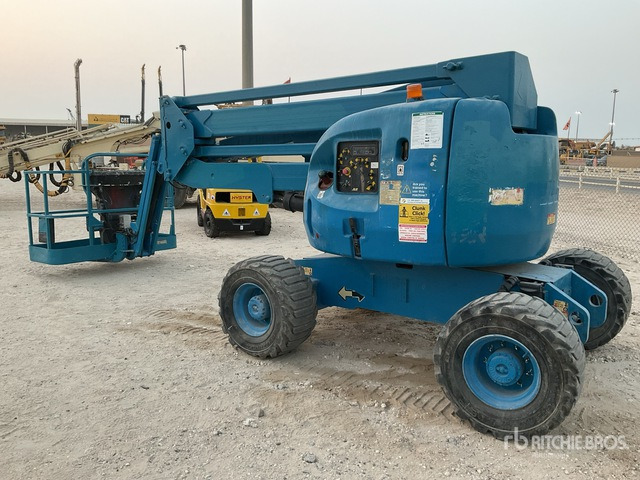 2007 JLG 450AJ 4WD Diesel Articulating Boom Lift - Коленчатый подъемник: фото 4 2007 JLG 450AJ 4WD Diesel Articulating Boom Lift - Коленчатый подъемник: фото 4