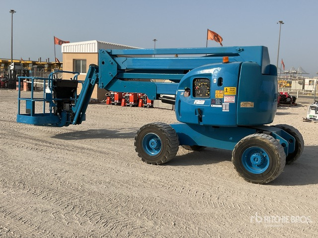 2007 JLG 450AJ 4WD Diesel Articulating Boom Lift - Коленчатый подъемник: фото 4 2007 JLG 450AJ 4WD Diesel Articulating Boom Lift - Коленчатый подъемник: фото 4