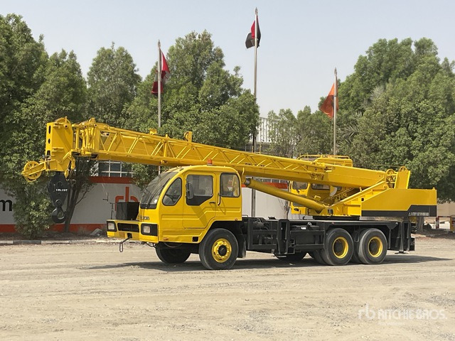 2007 XCMG QY20 20 ton 6x4 Hydraulic Truck Crane - Мобильный кран: фото 1 2007 XCMG QY20 20 ton 6x4 Hydraulic Truck Crane - Мобильный кран: фото 1