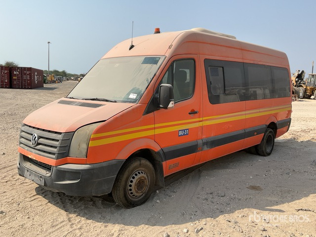2014 Volkswagen Crafter 4x2 18-Seat Mini (Inoperable) Bus - Микроавтобус, Пассажирский фургон: фото 2 2014 Volkswagen Crafter 4x2 18-Seat Mini (Inoperable) Bus - Микроавтобус, Пассажирский фургон: фото 2