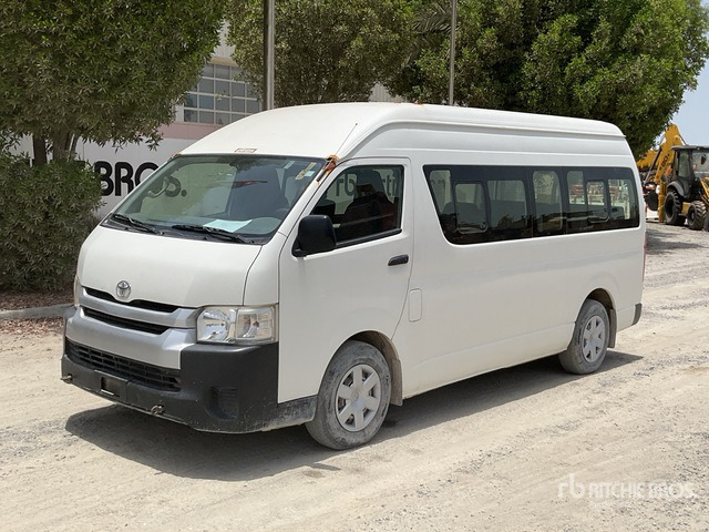 2018 Toyota Hiace High Roof 4x2 16-Seat Mini Bus - Микроавтобус, Пассажирский фургон: фото 2 2018 Toyota Hiace High Roof 4x2 16-Seat Mini Bus - Микроавтобус, Пассажирский фургон: фото 2