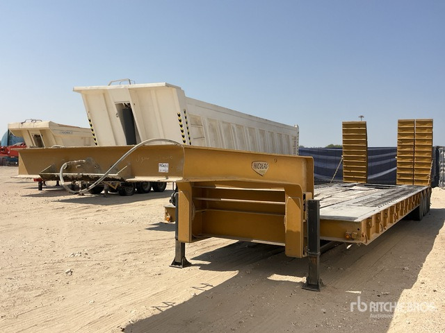 Nicolas Lowboy Trailer - Низкорамный полуприцеп: фото 2 Nicolas Lowboy Trailer - Низкорамный полуприцеп: фото 2