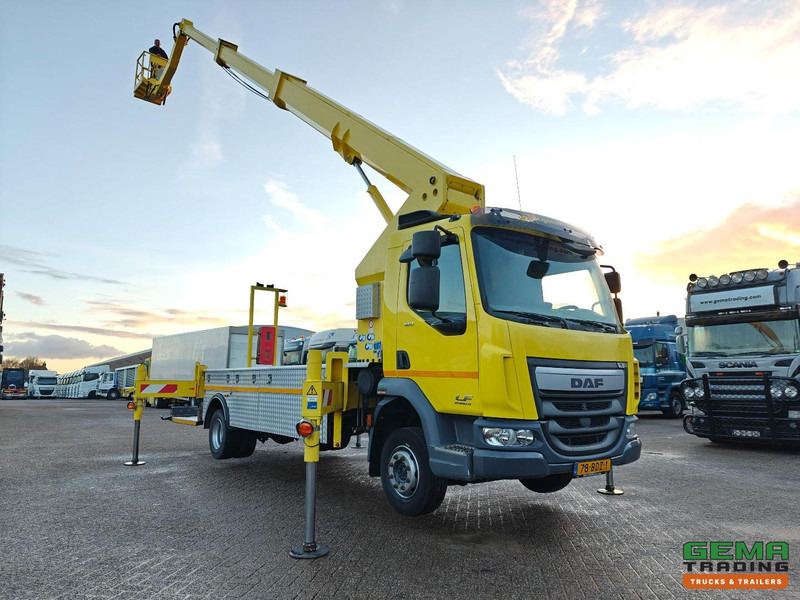 DAF LF 180 FA 4x2 Dagcab Euro6A - T225 Ruthman - Hoogwerker- 101.534km - 04/2026 APK - Грузовик: фото 4 DAF LF 180 FA 4x2 Dagcab Euro6A - T225 Ruthman - Hoogwerker- 101.534km - 04/2026 APK - Грузовик: фото 4