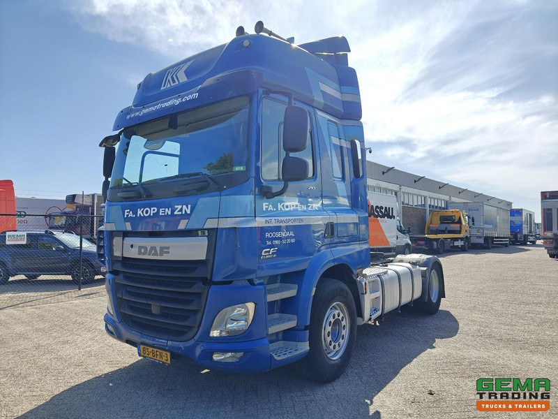 DAF CF 410 FT 4x2 Spacecab Euro6A - 13L engine - Dubbele Tanks - NL truck - SMARTTacho V2 - 01/2026 APK - Тягач: фото 1 DAF CF 410 FT 4x2 Spacecab Euro6A - 13L engine - Dubbele Tanks - NL truck - SMARTTacho V2 - 01/2026 APK - Тягач: фото 1