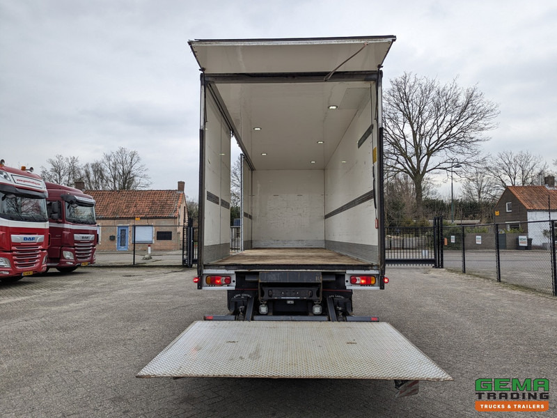 Volvo FE320 4x2 Dagcab Euro6 - Gesloten Opbouw 7.6m + Laadklep 2000KG - ZijDeuren - VolledigLuchtgeveerd - Грузовик с закрытым кузовом: фото 5 Volvo FE320 4x2 Dagcab Euro6 - Gesloten Opbouw 7.6m + Laadklep 2000KG - ZijDeuren - VolledigLuchtgeveerd - Грузовик с закрытым кузовом: фото 5