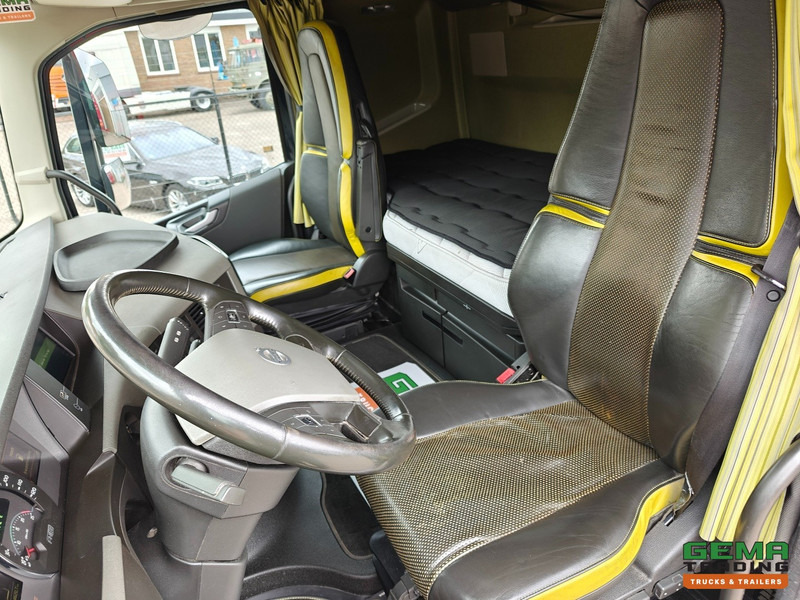 Volvo FH16-750 6x2 Globetrotter XL Euro6C - Volume Combi - Dubbele Tanks - IparkCool - SMARTTacho V2 - 07/2026 APK - Грузовик с закрытым кузовом: фото 5 Volvo FH16-750 6x2 Globetrotter XL Euro6C - Volume Combi - Dubbele Tanks - IparkCool - SMARTTacho V2 - 07/2026 APK - Грузовик с закрытым кузовом: фото 5