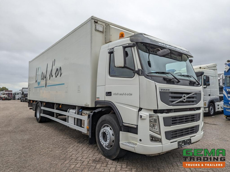 Volvo FM330 4x2 Daycab Euro5 KuikenBak 8.2m + Webasto Heater + Dhollandia 2000KG - Грузовик для перевозки животных: фото 4 Volvo FM330 4x2 Daycab Euro5 KuikenBak 8.2m + Webasto Heater + Dhollandia 2000KG - Грузовик для перевозки животных: фото 4