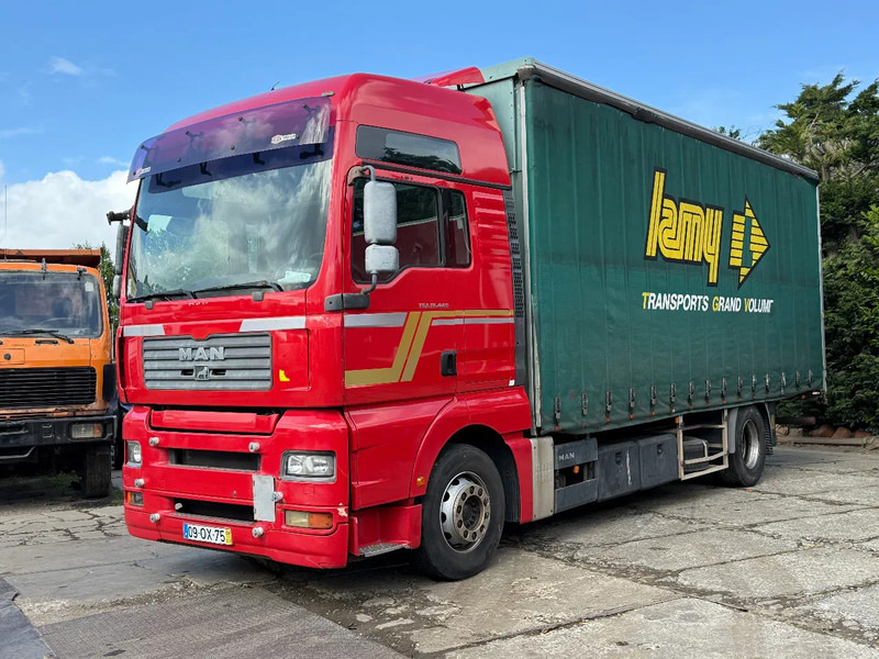 MAN TGA 18.440 4X2 BOX Spring/Air EURO3 Retarder ZF Manual - Грузовик с закрытым кузовом: фото 2 MAN TGA 18.440 4X2 BOX Spring/Air EURO3 Retarder ZF Manual - Грузовик с закрытым кузовом: фото 2