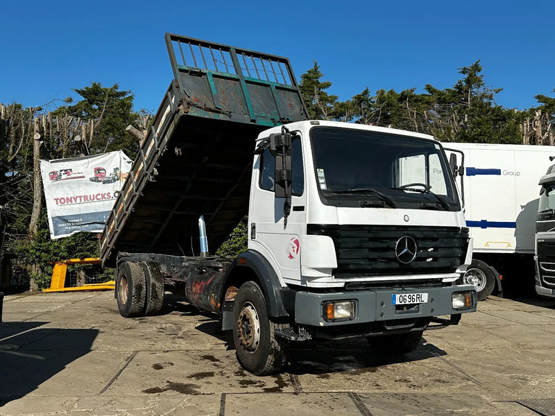 Mercedes-Benz SK 1733 V6 4X2 Tipper Spring/Spring EPS Manual Gearbox - Самосвал: фото 1 Mercedes-Benz SK 1733 V6 4X2 Tipper Spring/Spring EPS Manual Gearbox - Самосвал: фото 1
