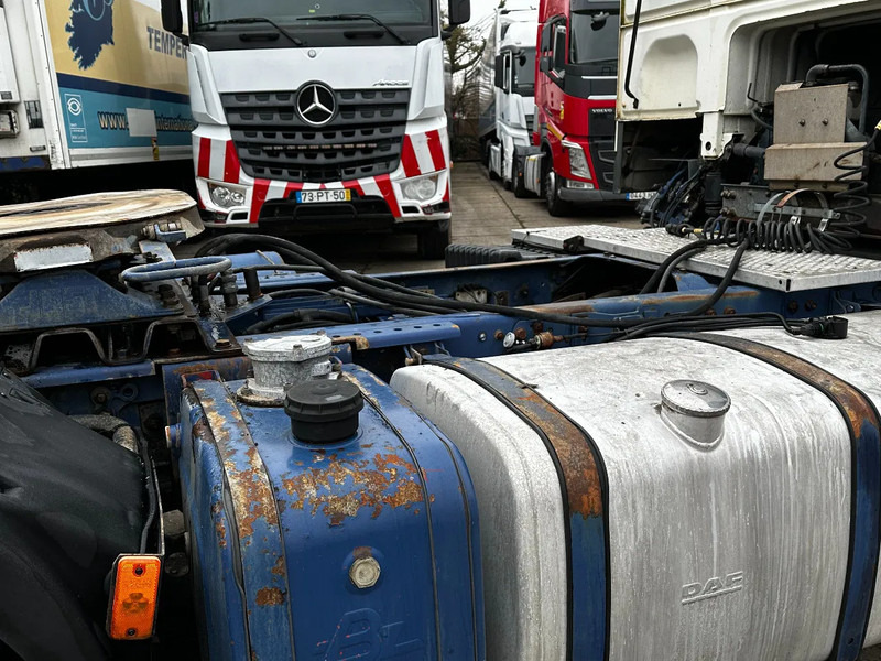 DAF XF 95.380 4X2 Tractor-unit Spring/Air ZF Manual Euro2 PTO - Тягач: фото 5 DAF XF 95.380 4X2 Tractor-unit Spring/Air ZF Manual Euro2 PTO - Тягач: фото 5