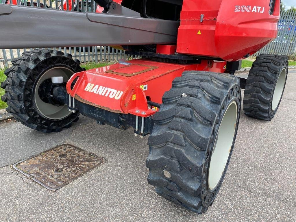 Manitou 200 ATJ - Коленчатый подъемник: фото 4 Manitou 200 ATJ - Коленчатый подъемник: фото 4