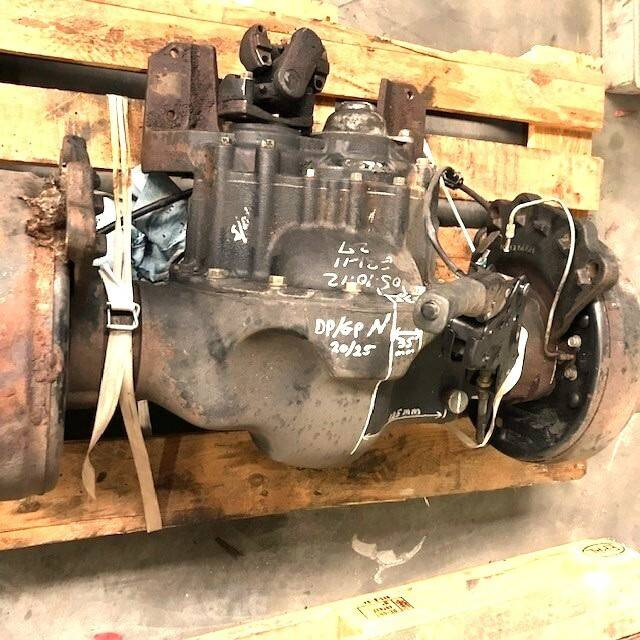 Complete front axle for Caterpillar - Ось и запчасти для Погрузочно-разгрузочной техники: фото 4 Complete front axle for Caterpillar - Ось и запчасти для Погрузочно-разгрузочной техники: фото 4