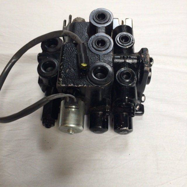 Hydraulic control valve - Гидравлический клапан для Погрузочно-разгрузочной техники: фото 3 Hydraulic control valve - Гидравлический клапан для Погрузочно-разгрузочной техники: фото 3