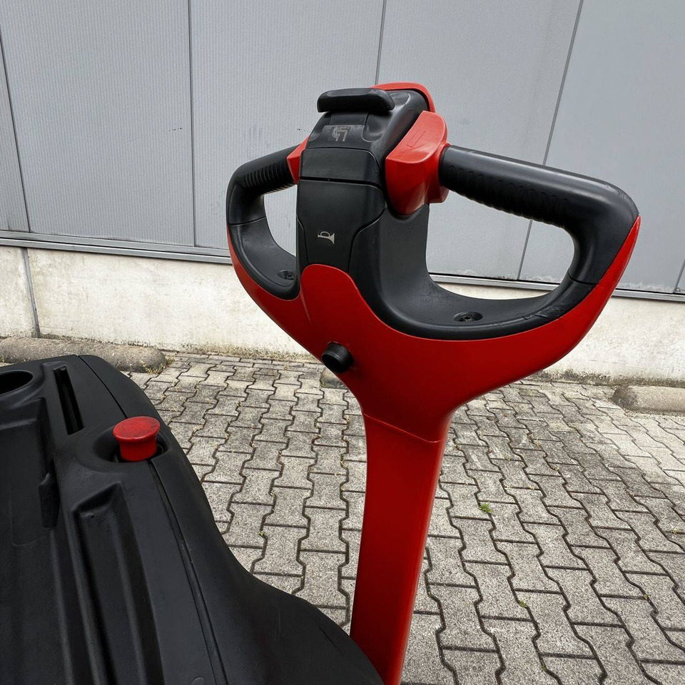 Linde L12 (1172) - Штабелер: фото 5 Linde L12 (1172) - Штабелер: фото 5