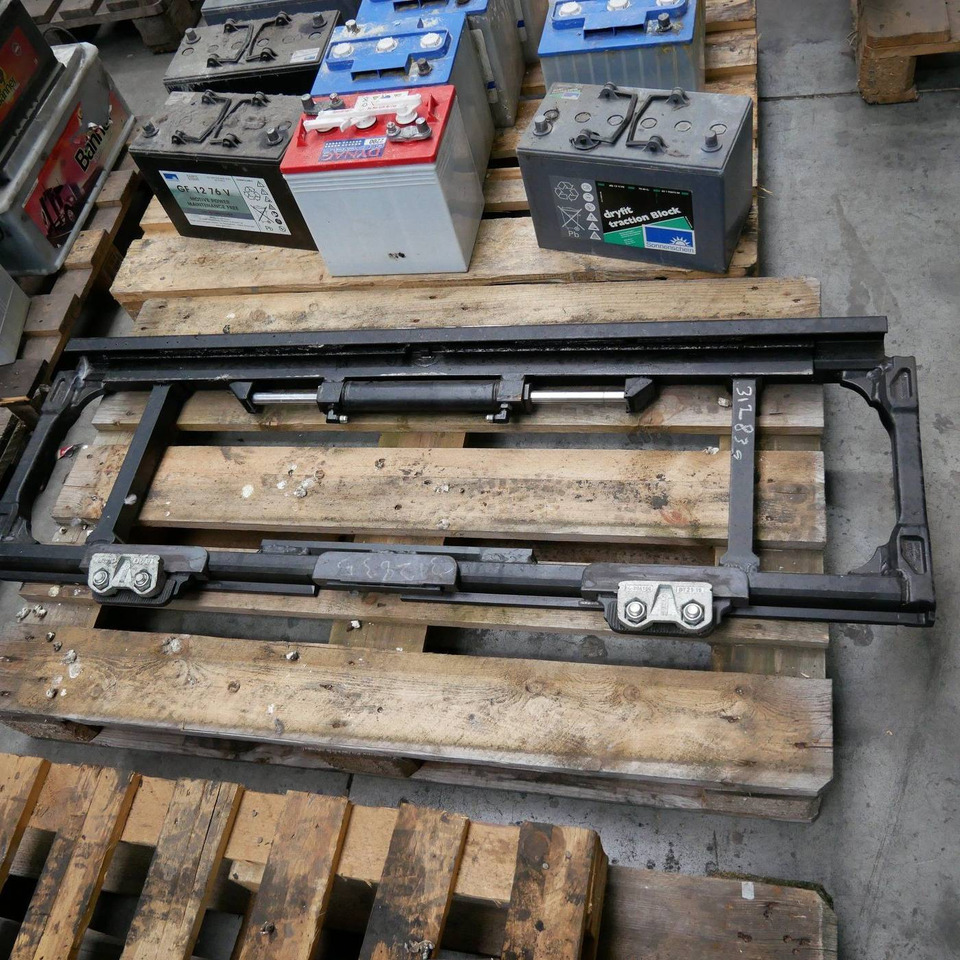 Cascade Sideshift 1400 mm - Навесное оборудование: фото 1 Cascade Sideshift 1400 mm - Навесное оборудование: фото 1