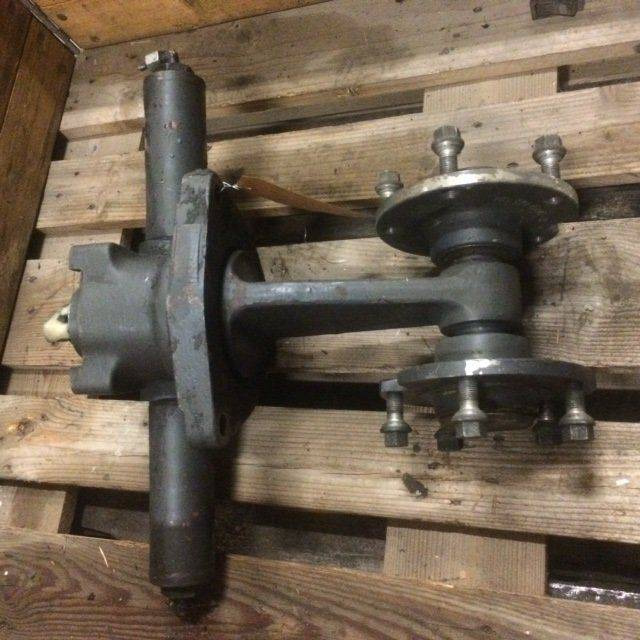 Rear axle for Linde - Ось и запчасти для Погрузочно-разгрузочной техники: фото 1 Rear axle for Linde - Ось и запчасти для Погрузочно-разгрузочной техники: фото 1
