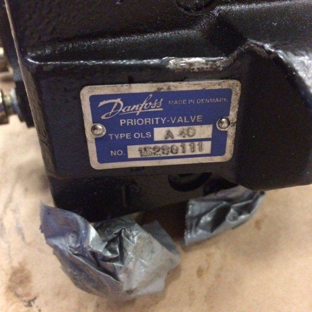 Steering unit with priority valve for Still R50-16 - Рулевое управление для Погрузочно-разгрузочной техники: фото 5 Steering unit with priority valve for Still R50-16 - Рулевое управление для Погрузочно-разгрузочной техники: фото 5