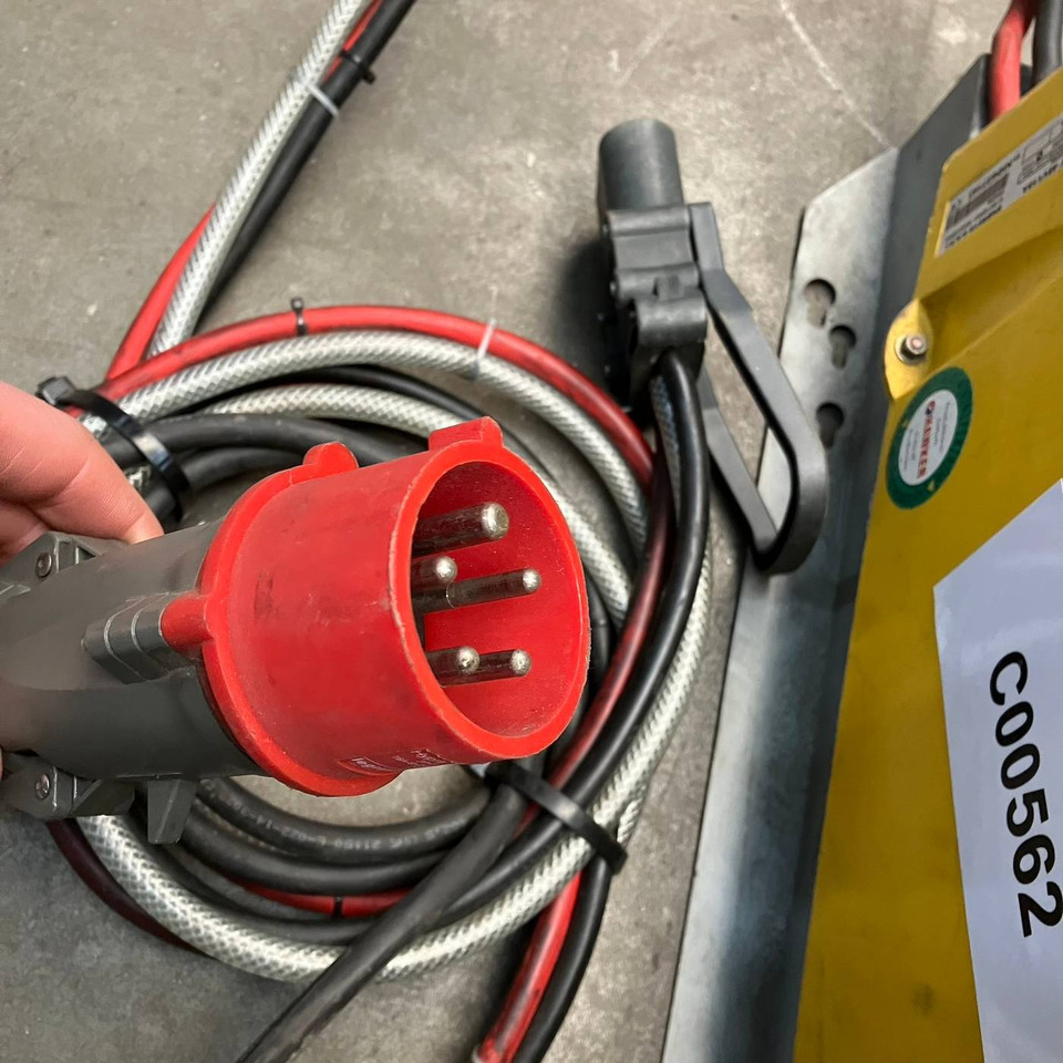 Hawker LT 48V/115A - Запчасти для Погрузочно-разгрузочной техники: фото 4 Hawker LT 48V/115A - Запчасти для Погрузочно-разгрузочной техники: фото 4