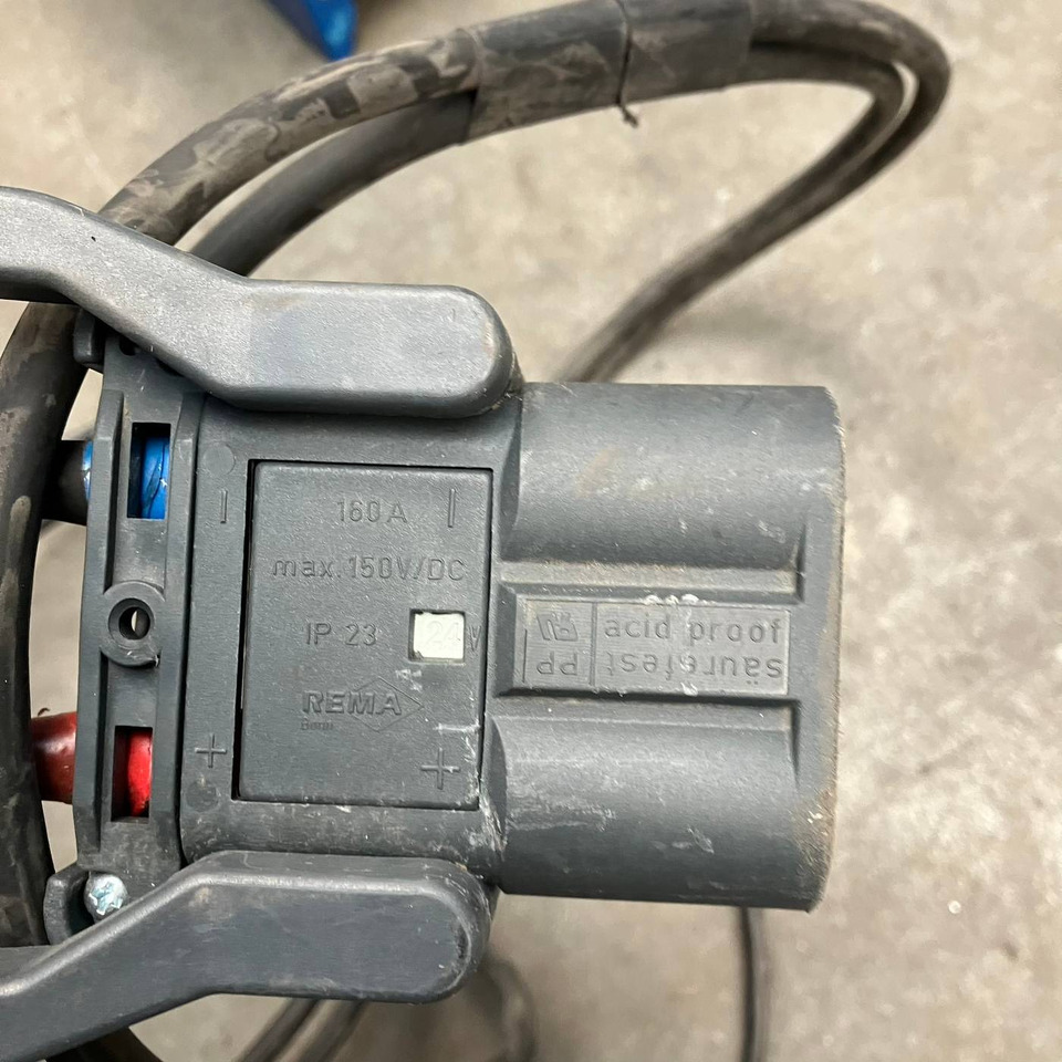 Tricom 24V/70A - Запчасти для Погрузочно-разгрузочной техники: фото 3 Tricom 24V/70A - Запчасти для Погрузочно-разгрузочной техники: фото 3