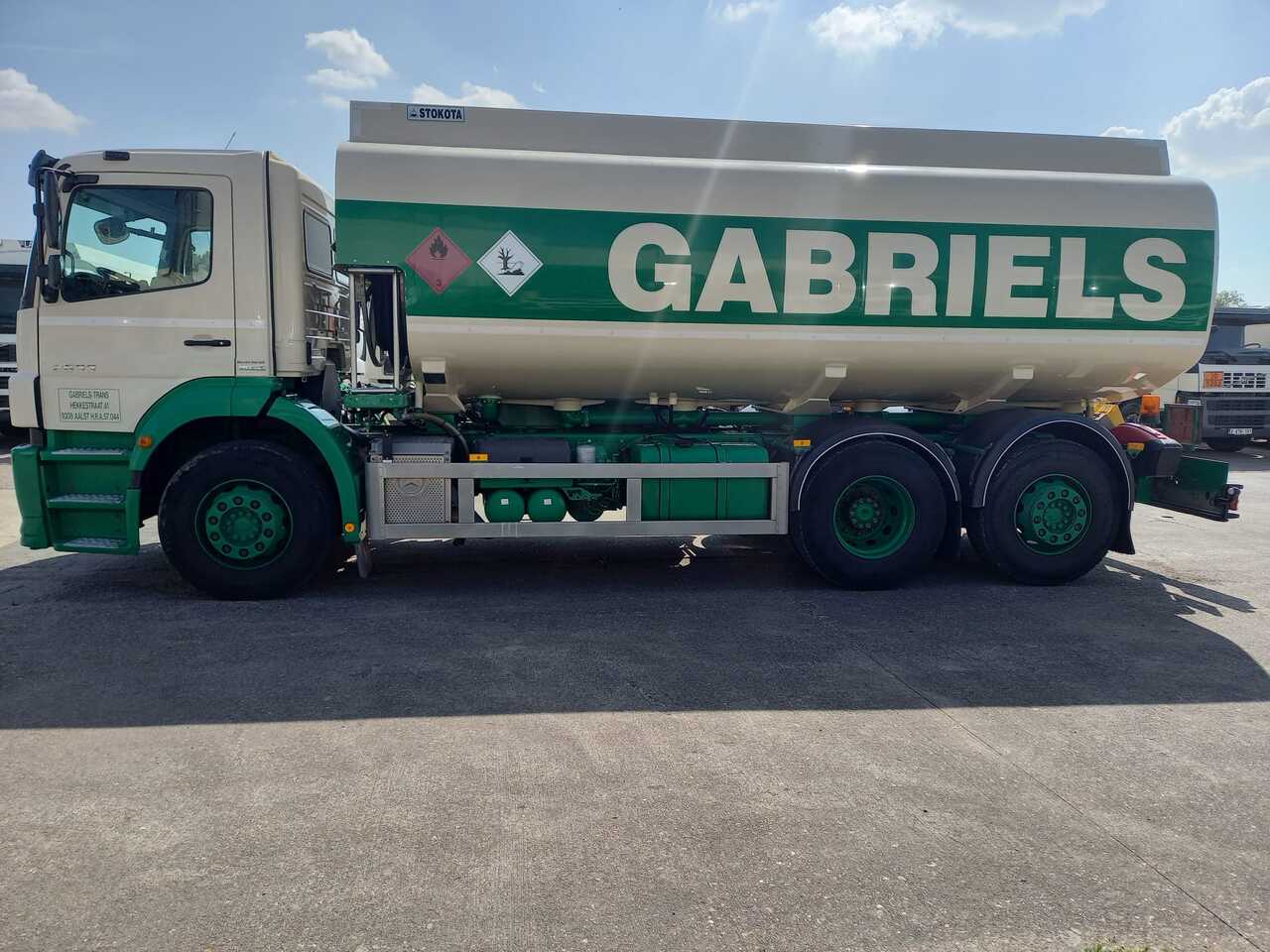 Грузовик-цистерна MERCEDES AXOR: фото 10 Грузовик-цистерна MERCEDES AXOR: фото 10