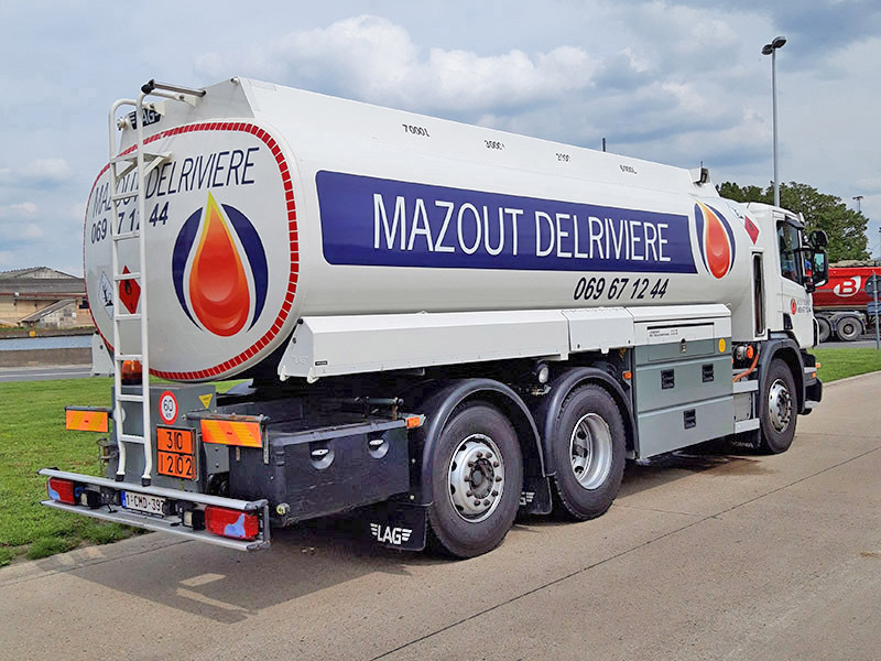 Грузовик-цистерна Scania P320: фото 6