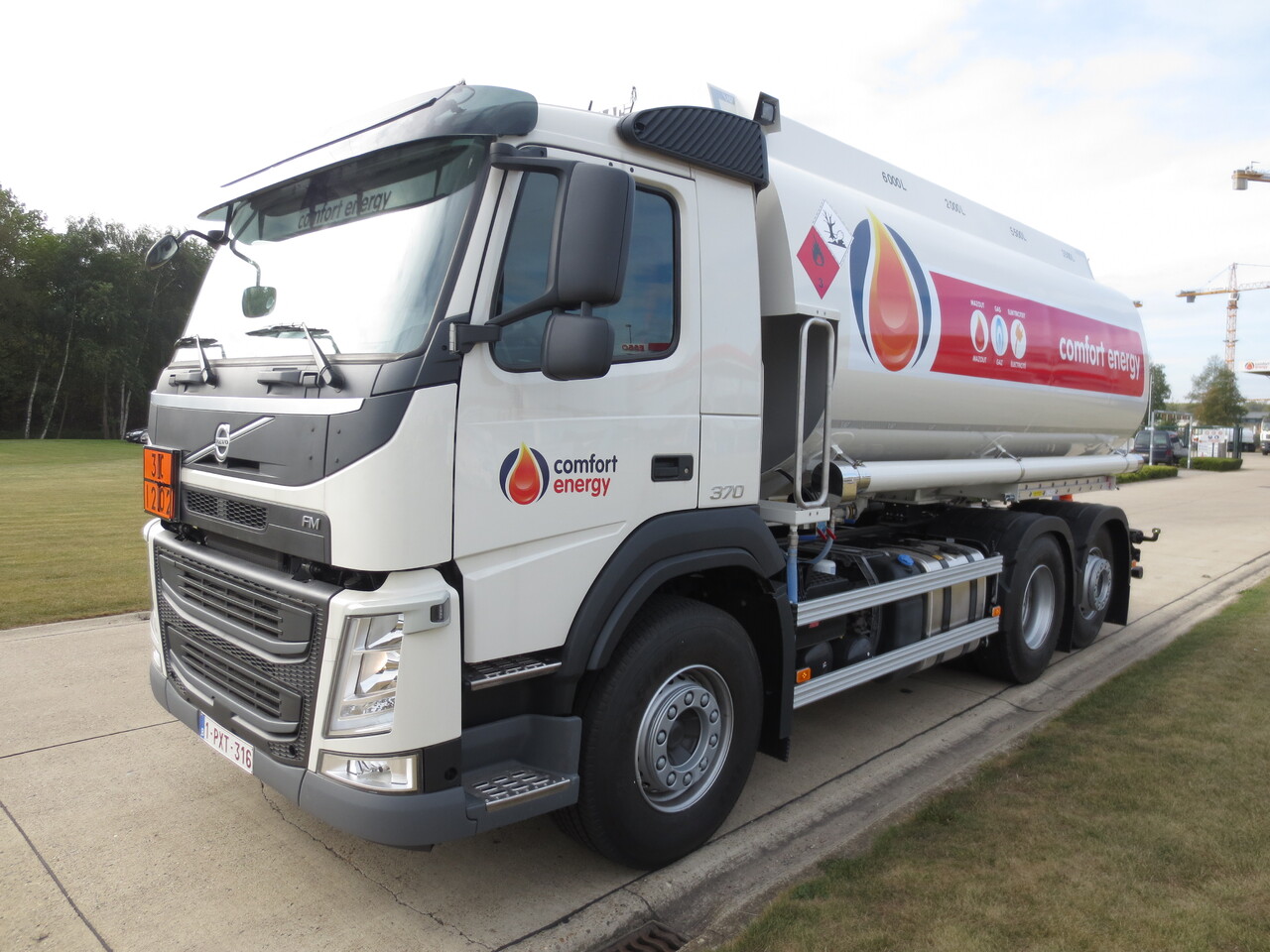 VOLVO FM - Грузовик-цистерна: фото 1 VOLVO FM - Грузовик-цистерна: фото 1