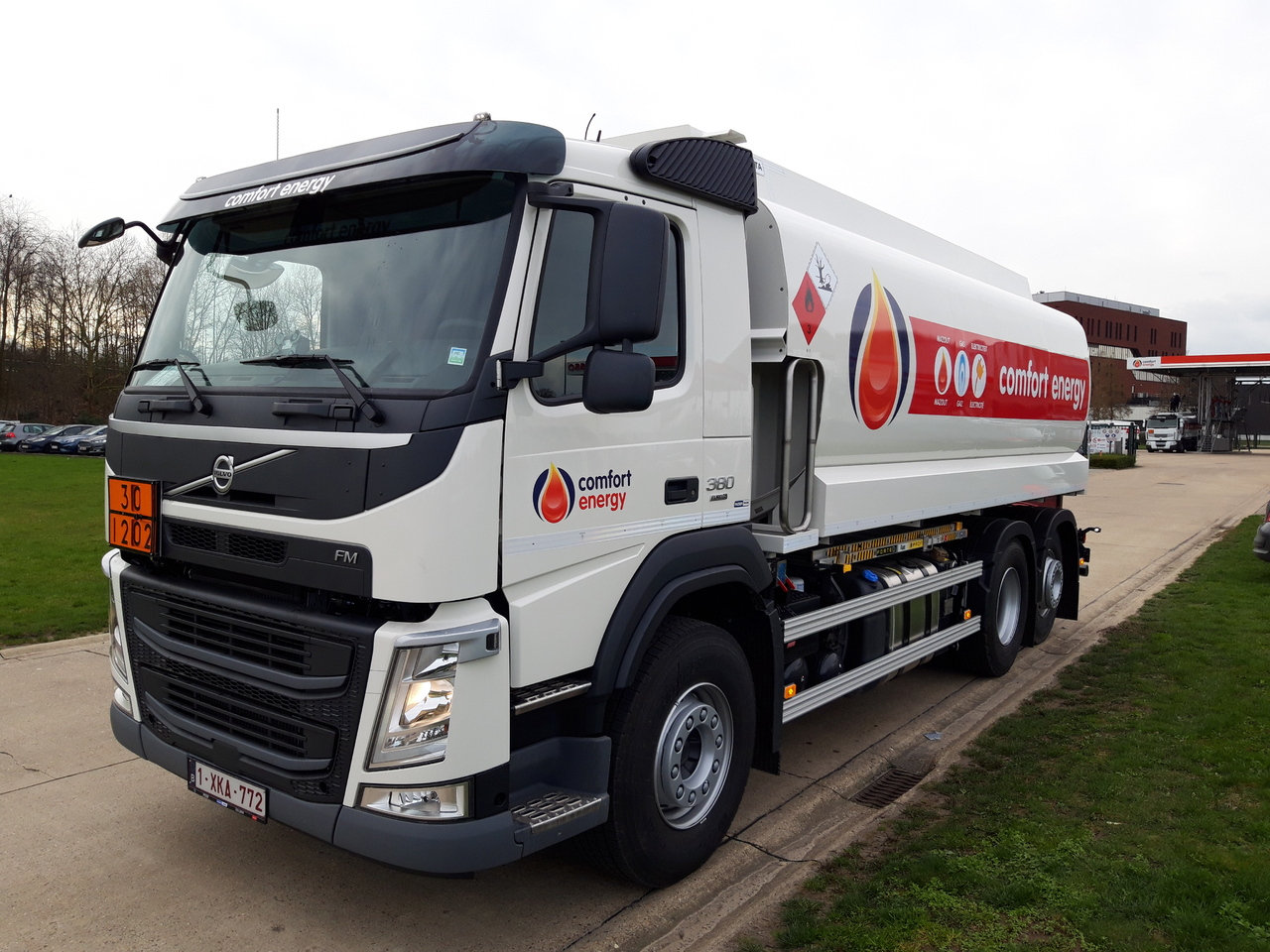 Volvo FM - Грузовик-цистерна: фото 1 Volvo FM - Грузовик-цистерна: фото 1