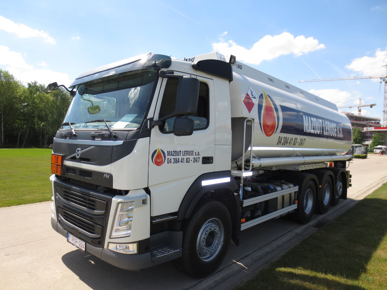 Volvo FM - Грузовик-цистерна: фото 1 Volvo FM - Грузовик-цистерна: фото 1