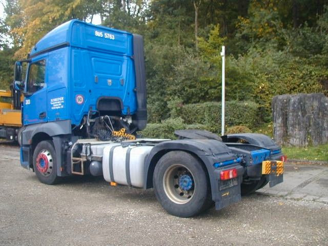 Mercedes-Benz 1843 - Тягач: фото 3 Mercedes-Benz 1843 - Тягач: фото 3