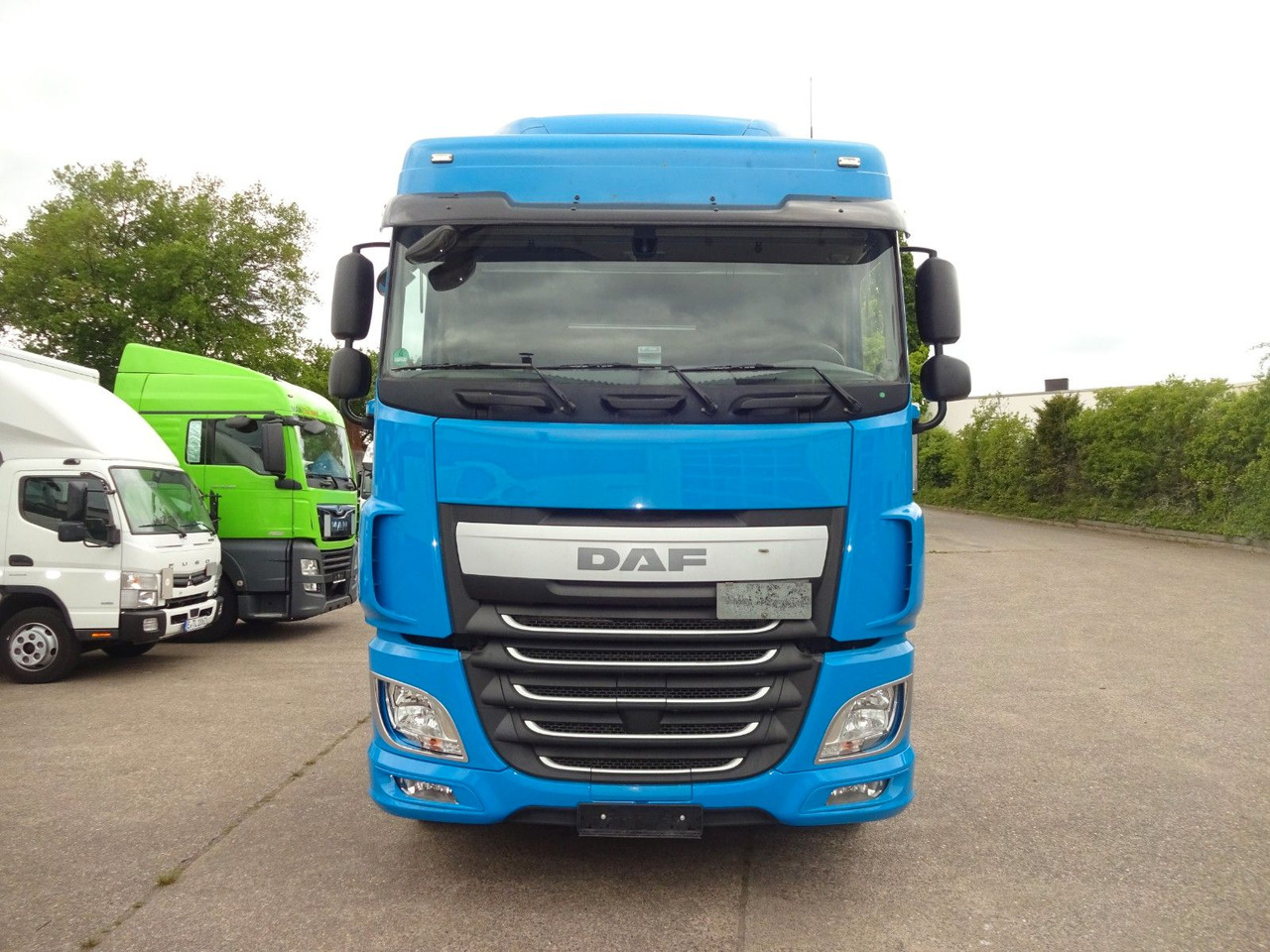 DAF XF 440, SC, Klima, 2 x Tank, Intarder, Standklim - Тягач: фото 3 DAF XF 440, SC, Klima, 2 x Tank, Intarder, Standklim - Тягач: фото 3