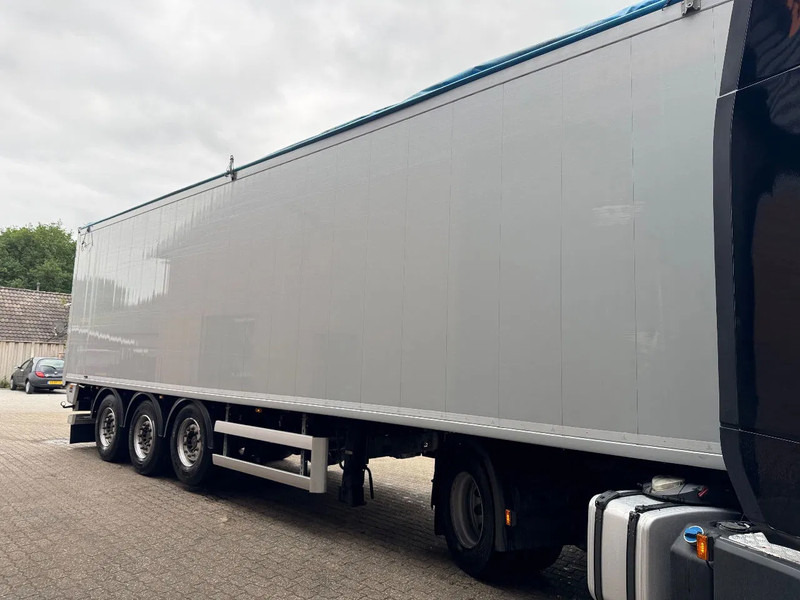 Knapen Trailers K200 11M Agrar 71m3 Cargo Floor Liftas SAF Schijfremmen 6.920 KG - Полуприцеп с подвижным полом: фото 4 Knapen Trailers K200 11M Agrar 71m3 Cargo Floor Liftas SAF Schijfremmen 6.920 KG - Полуприцеп с подвижным полом: фото 4