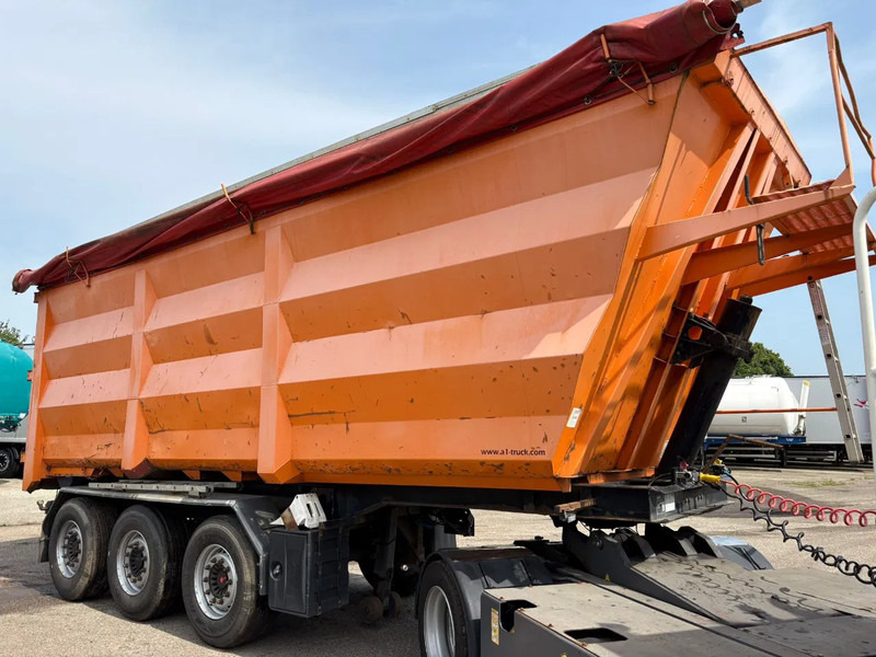 LUECK Hardox Ferrotrailer / Schrott Schroot Liftas - Самосвальный полуприцеп: фото 5 LUECK Hardox Ferrotrailer / Schrott Schroot Liftas - Самосвальный полуприцеп: фото 5