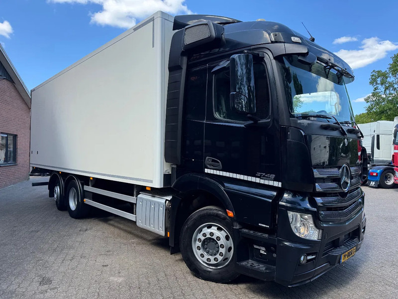 Mercedes-Benz Actros 2748 6X2 Bigspace AHK 623.380KM! 8.1M Heiwo box, Stuuras, Top condition - Грузовик с закрытым кузовом: фото 2 Mercedes-Benz Actros 2748 6X2 Bigspace AHK 623.380KM! 8.1M Heiwo box, Stuuras, Top condition - Грузовик с закрытым кузовом: фото 2