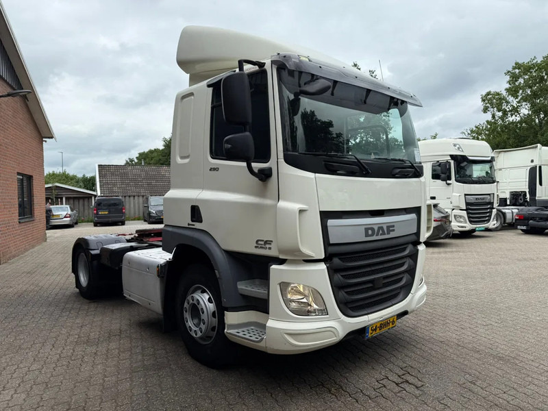 DAF CF 290 4x2 Dag cabine 649.535 KM Airco - NL Truck! - Тягач: фото 2 DAF CF 290 4x2 Dag cabine 649.535 KM Airco - NL Truck! - Тягач: фото 2
