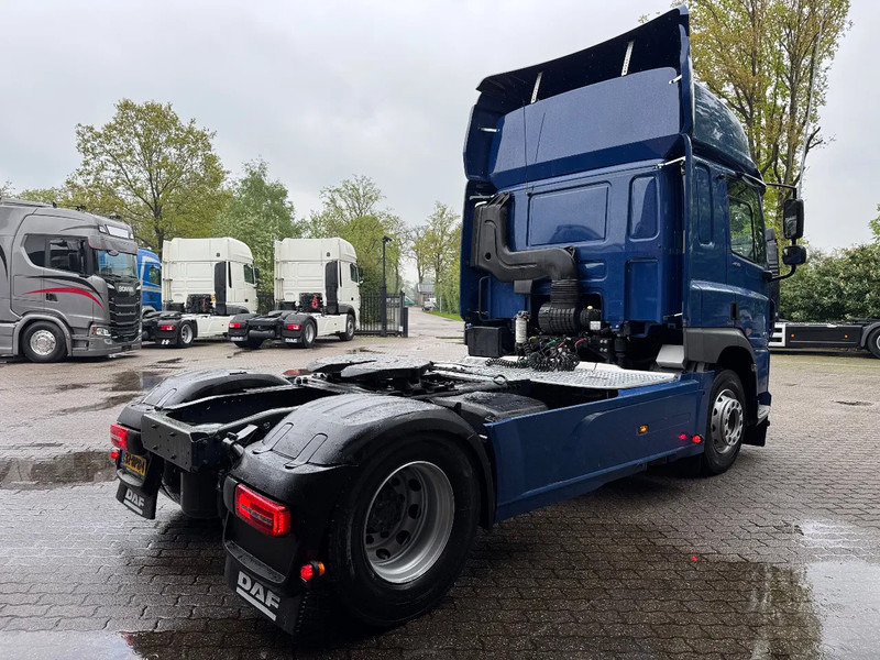 DAF CF 450 Space Cab 313.390KM! Spoilers/Side skirts NL Truck - Тягач: фото 4 DAF CF 450 Space Cab 313.390KM! Spoilers/Side skirts NL Truck - Тягач: фото 4