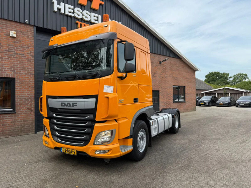 DAF XF 440 Space Cab 612.911KM 9T Vooras! Hydraulic NL Truck APK/TUV 01-2026 - Тягач: фото 1 DAF XF 440 Space Cab 612.911KM 9T Vooras! Hydraulic NL Truck APK/TUV 01-2026 - Тягач: фото 1