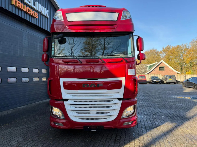 DAF XF 480 4X2 SSC Super Space 2X Tank Retarder Standairco EURO 6D Smarttacho 2 - Тягач: фото 5 DAF XF 480 4X2 SSC Super Space 2X Tank Retarder Standairco EURO 6D Smarttacho 2 - Тягач: фото 5