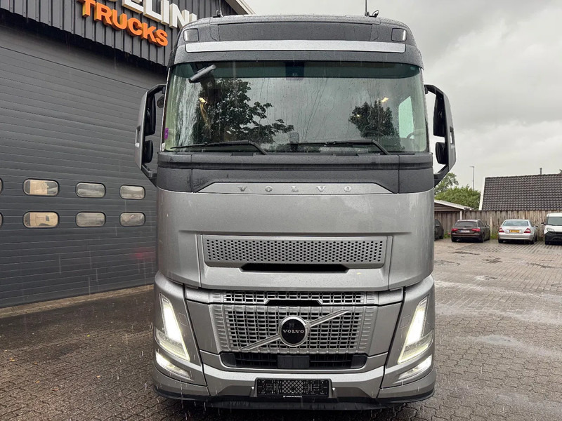 Volvo FH 500 AERO NEW! 9 Ton Vooras PTO Prep Full air Globetrotter XL Retarder - Тягач: фото 4 Volvo FH 500 AERO NEW! 9 Ton Vooras PTO Prep Full air Globetrotter XL Retarder - Тягач: фото 4