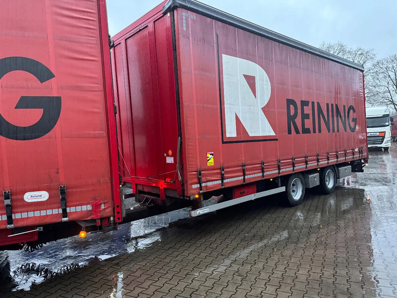 WEBTRAILER 2AS 810CM Jumbo/Volume Schuifzeilen Galvanized/Gegalvaniseerd 62m3 - Тентованный прицеп: фото 1 WEBTRAILER 2AS 810CM Jumbo/Volume Schuifzeilen Galvanized/Gegalvaniseerd 62m3 - Тентованный прицеп: фото 1