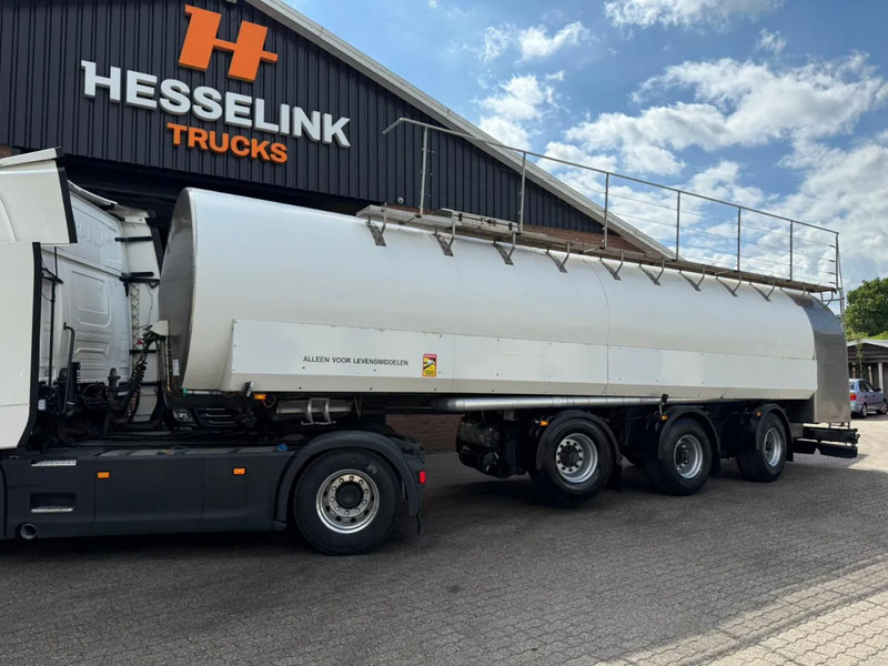 Lako T344-RMO RVS/Edelstahl Melk/Milch/Food/Lebensmittel 2X Stuuras - Полуприцеп-цистерна: фото 1 Lako T344-RMO RVS/Edelstahl Melk/Milch/Food/Lebensmittel 2X Stuuras - Полуприцеп-цистерна: фото 1