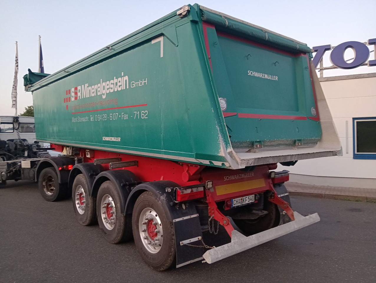 Schwarzmüller 3-A Alumulde ALCOA 27m3 SAF Lift 5,4t el.Verdeck - Самосвальный полуприцеп: фото 1 Schwarzmüller 3-A Alumulde ALCOA 27m3 SAF Lift 5,4t el.Verdeck - Самосвальный полуприцеп: фото 1