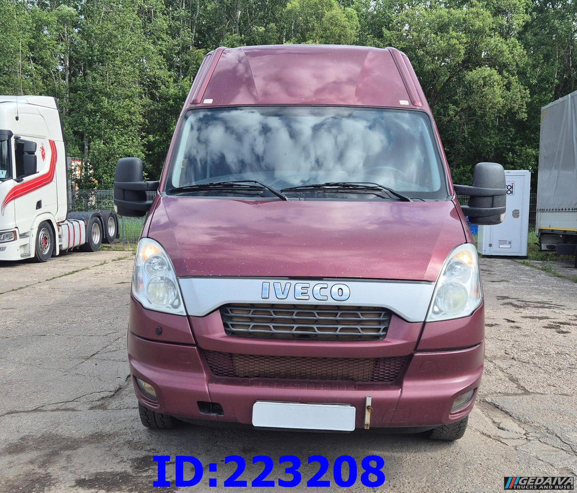 IVECO Daily Avestark 17-seater - Туристический автобус: фото 2 IVECO Daily Avestark 17-seater - Туристический автобус: фото 2