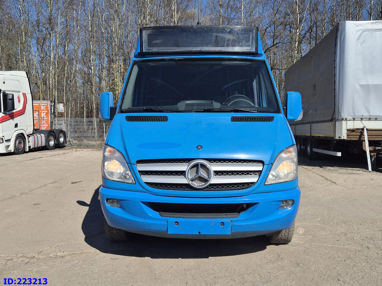 MERCEDES-BENZ Sprinter 316 VIP Euro5 - Туристический автобус: фото 2 MERCEDES-BENZ Sprinter 316 VIP Euro5 - Туристический автобус: фото 2