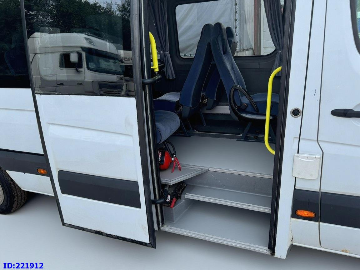 MERCEDES-BENZ Sprinter 518 VIP 17-Place - Микроавтобус, Пассажирский фургон: фото 5 MERCEDES-BENZ Sprinter 518 VIP 17-Place - Микроавтобус, Пассажирский фургон: фото 5