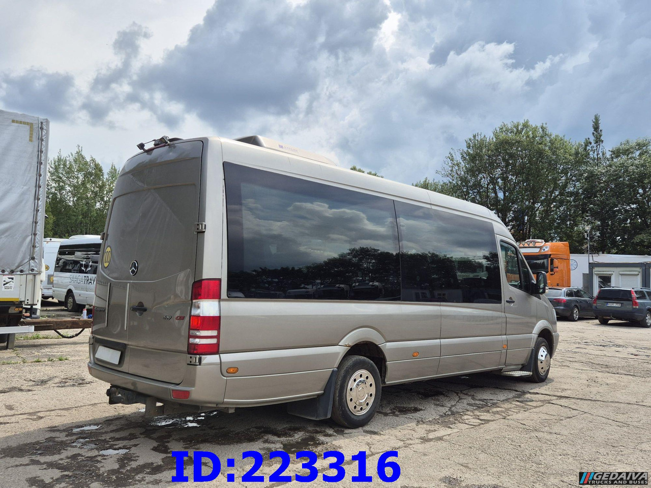 MERCEDES-BENZ Sprinter 519 VIP - 18 Seater - Euro 5 - Туристический автобус: фото 5 MERCEDES-BENZ Sprinter 519 VIP - 18 Seater - Euro 5 - Туристический автобус: фото 5