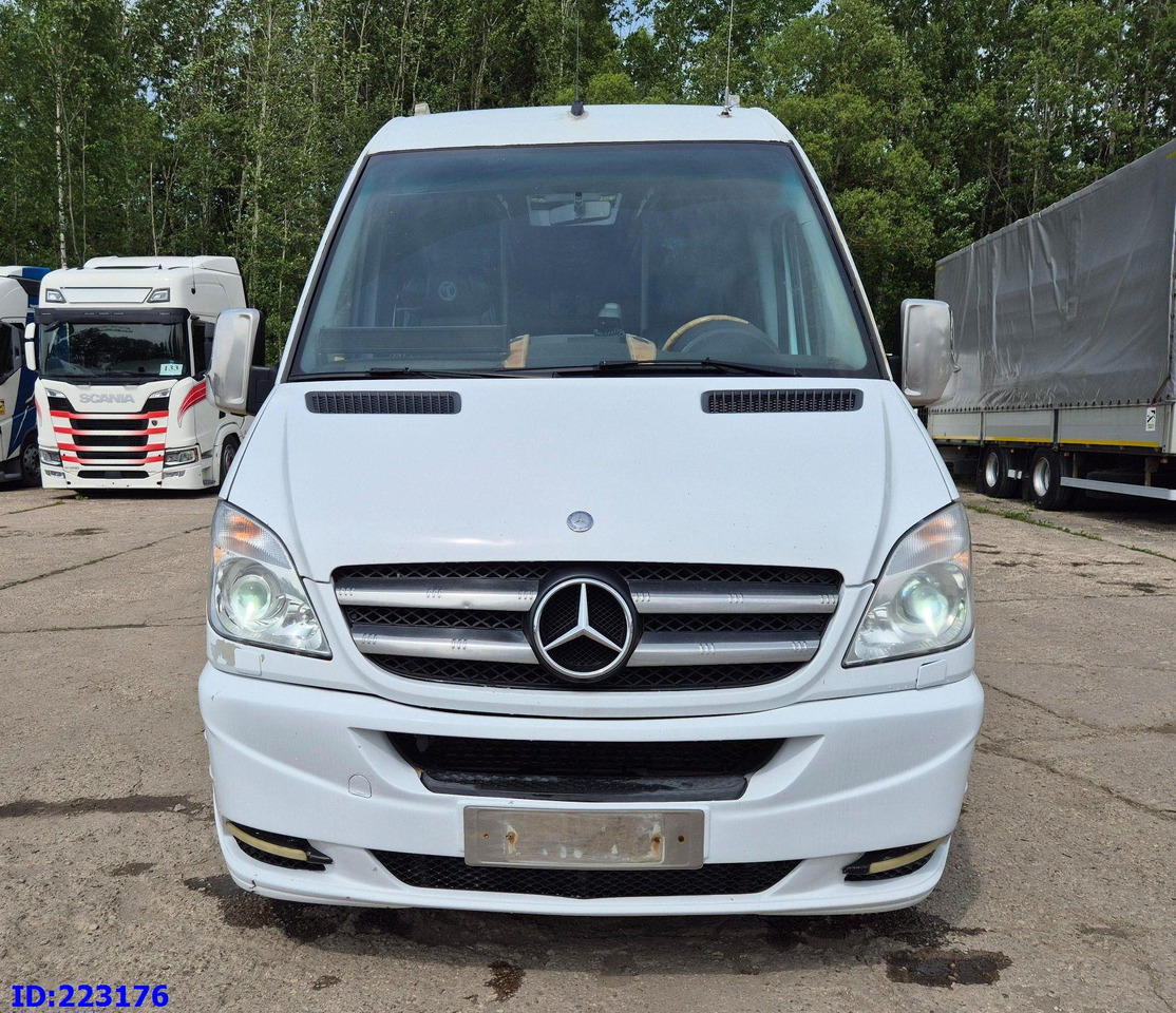 MERCEDES-BENZ Sprinter 519 VIP Luxury - Микроавтобус, Пассажирский фургон: фото 2 MERCEDES-BENZ Sprinter 519 VIP Luxury - Микроавтобус, Пассажирский фургон: фото 2