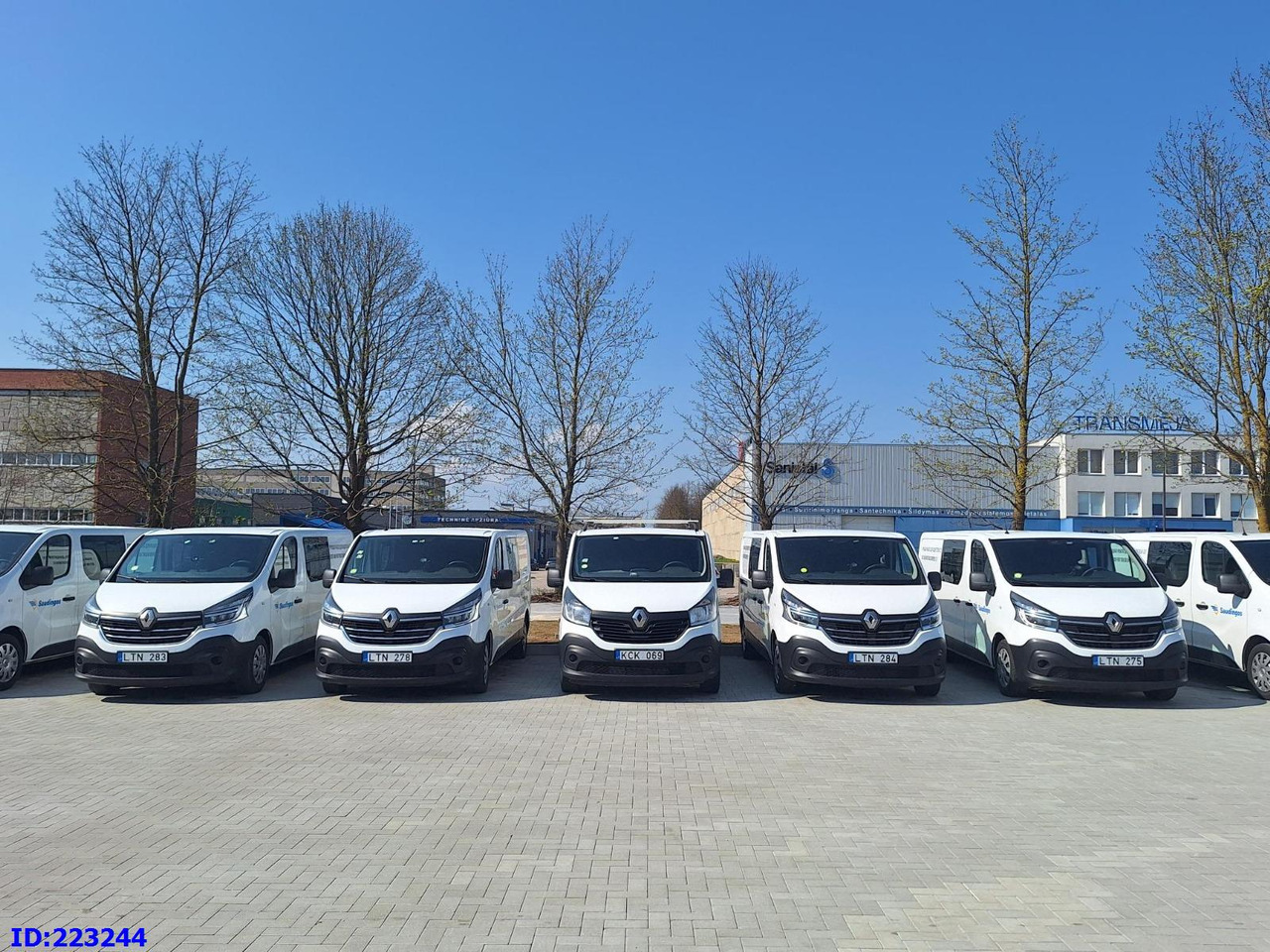 RENAULT Trafic (6pcs. available) - Грузопассажирский фургон: фото 2 RENAULT Trafic (6pcs. available) - Грузопассажирский фургон: фото 2