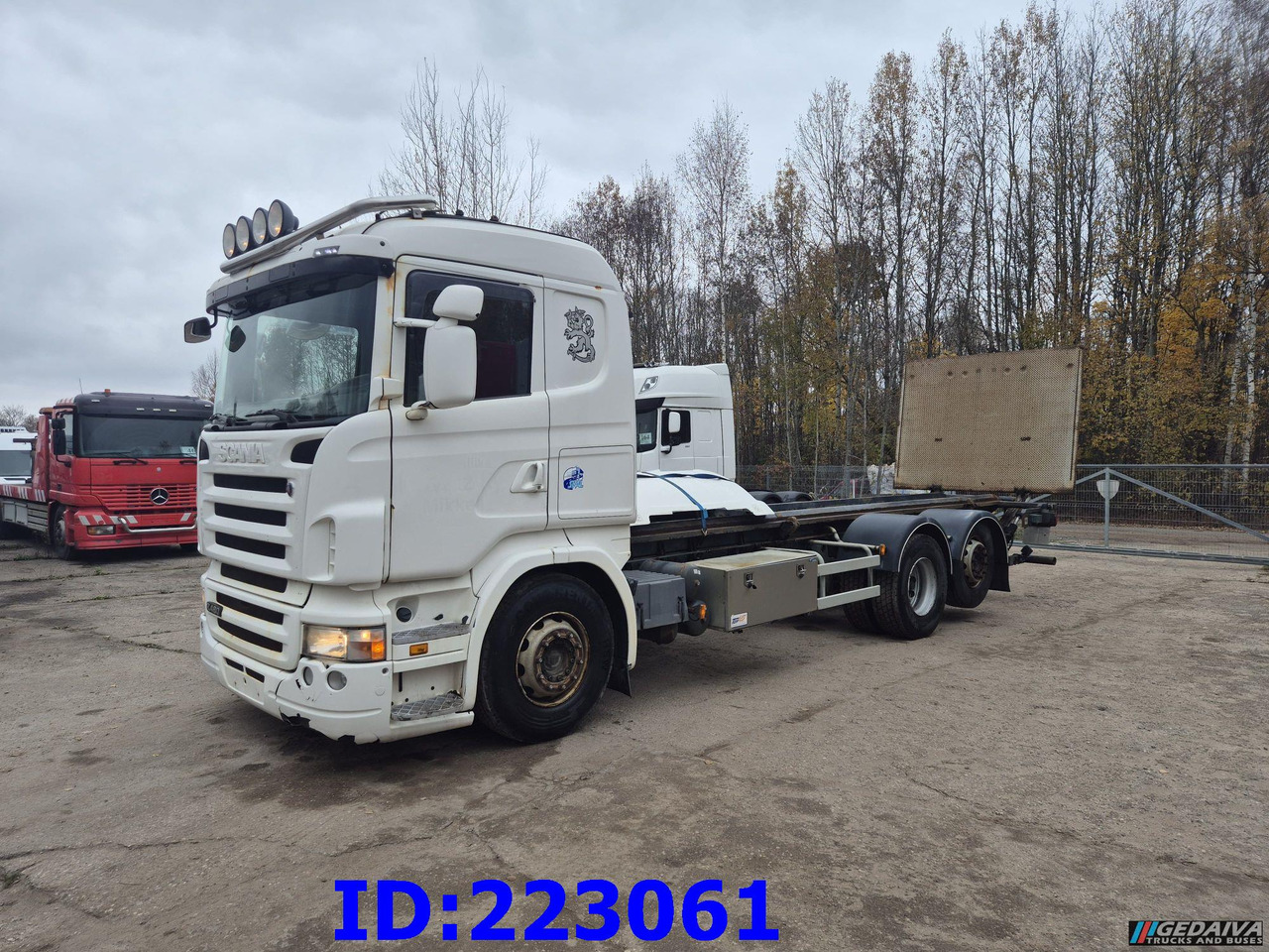 SCANIA R480 6X2 3 Pedals - Грузовик-шасси: фото 1 SCANIA R480 6X2 3 Pedals - Грузовик-шасси: фото 1