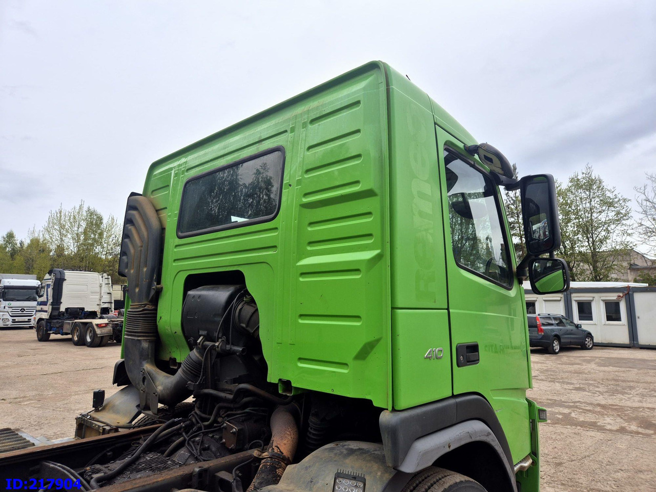 VOLVO FM 410HP 8x4 (Steering axle) - Грузовик-шасси: фото 5 VOLVO FM 410HP 8x4 (Steering axle) - Грузовик-шасси: фото 5